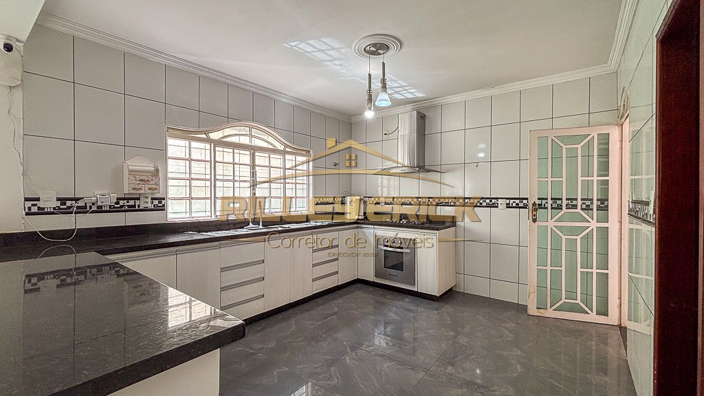 Casa, 4 quartos, 278 m² - Foto 7