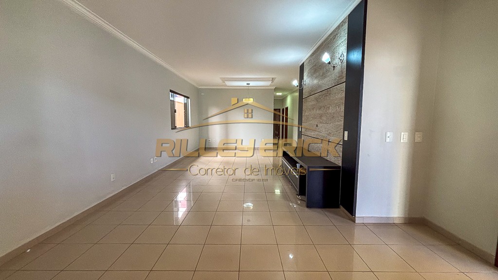 Casa, 3 quartos, 330 m² - Foto 2